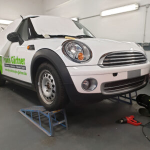 Mini-Fullwrap-Front-white